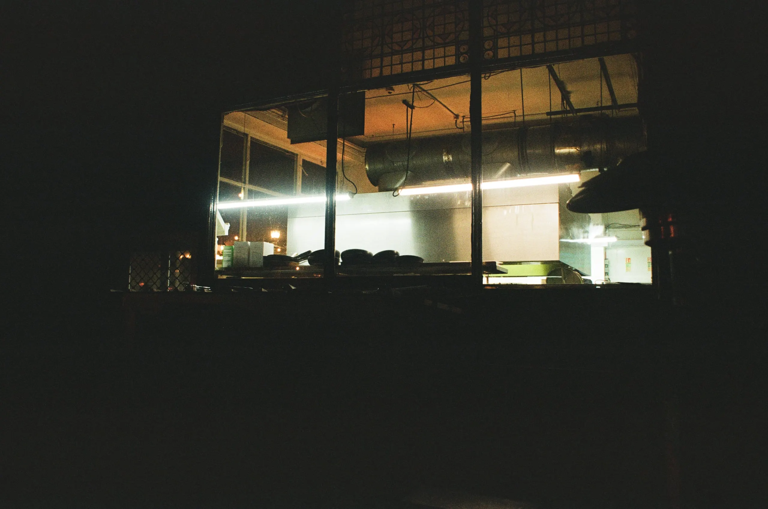 MCR 24 W — frame 01