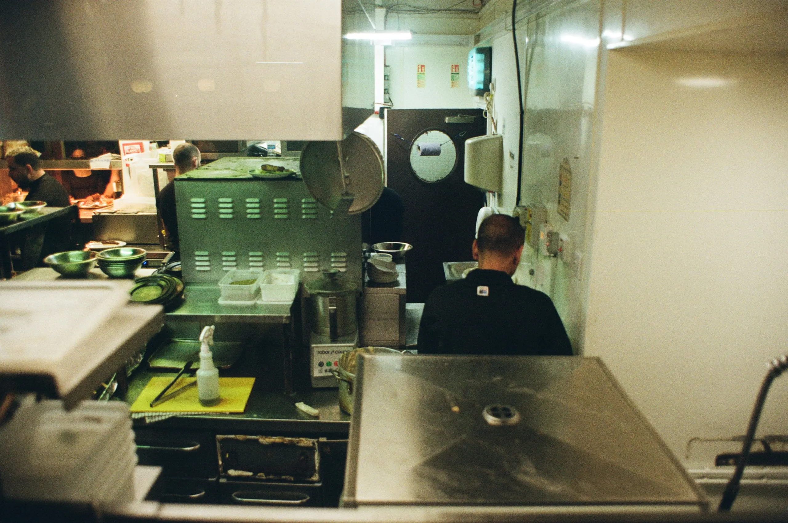 MCR 24 W — frame 03
